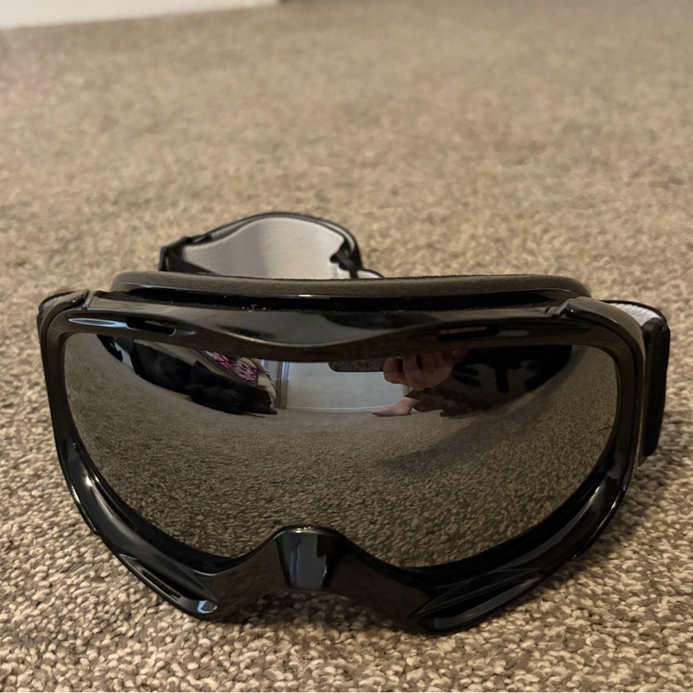 Black Mirrored Snow/Ski Goggles